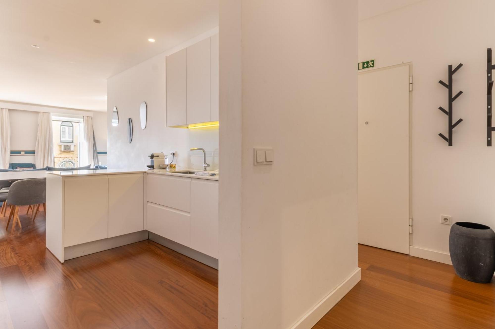 Apartamento Modern 3br, Terrace, Ac/heating & Self Check-in